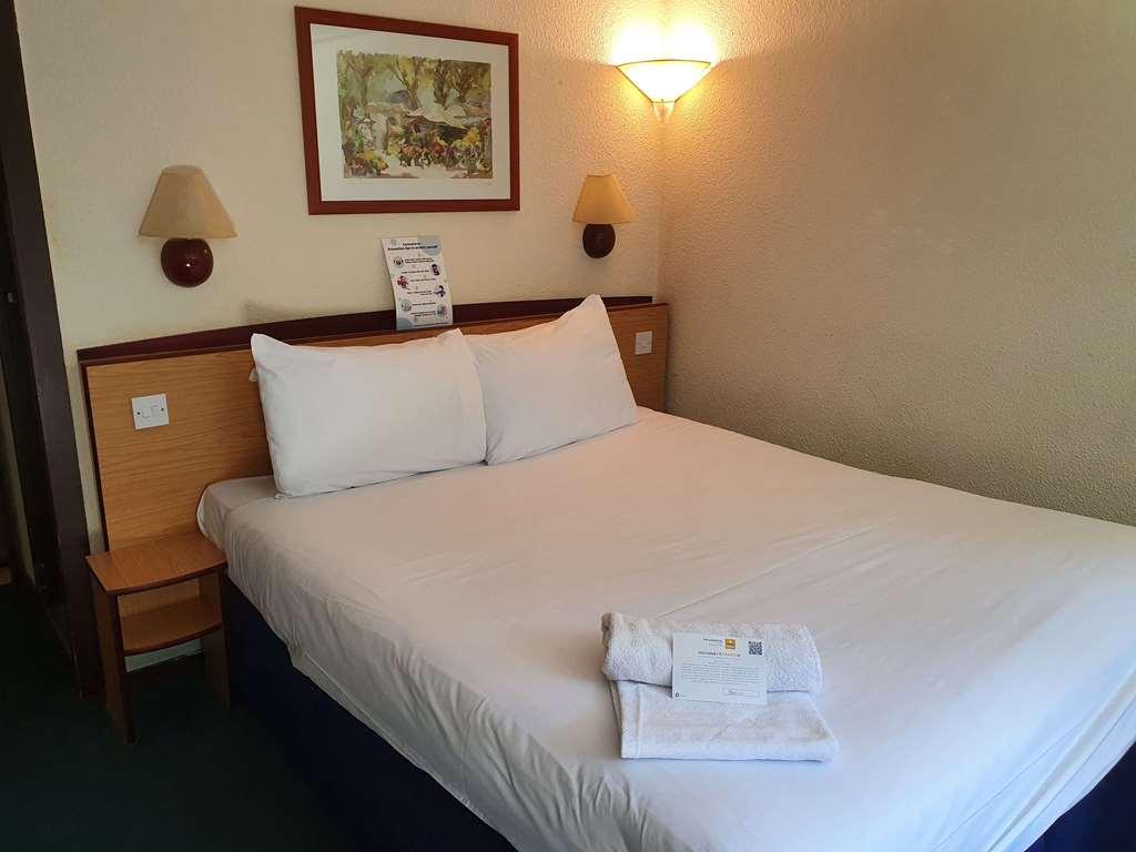 Campanile Hotel Cardiff Zimmer foto