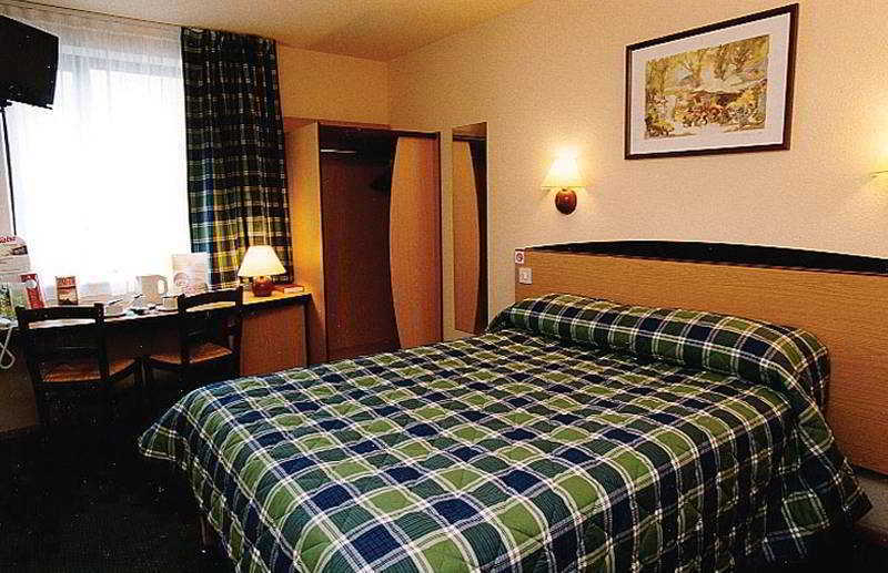 Campanile Hotel Cardiff Zimmer foto